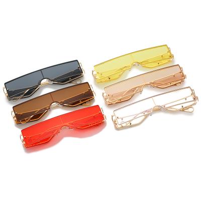 China 2020 fashion vintage sunglasses high-end popular women's sunglasses fashionable shade sale for sale