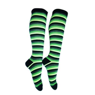 China Sporty Stain Premium Quality St Patrick's Day Jacquard Shamrock Cotton Socks For Irish Party for sale