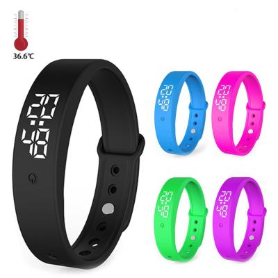 China Build In Instant Smart Wristband Body Temperature Fever Alarm Sensor Automatic Measurement Waterproof Smart Band for sale