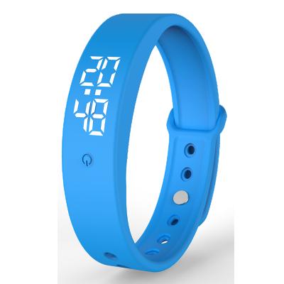 China Build in Body Temperature Snapshot Wholesale Wristband Touch Screen Skmei Smart Watch with Time and Clock for sale