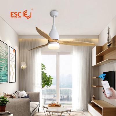 China With Light Hot Sale 52 Inch Ceiling Fan Chandelier Clever Decorative Lighting Wooden Ceiling Fans With Remote Control for sale