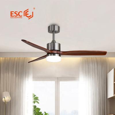 China With Modern Design 3 Speed ​​Ceiling Fan Lamp Lightweight Remote Control Quiet AC Power 52 Inch Designer Wood Ceiling Fans for sale