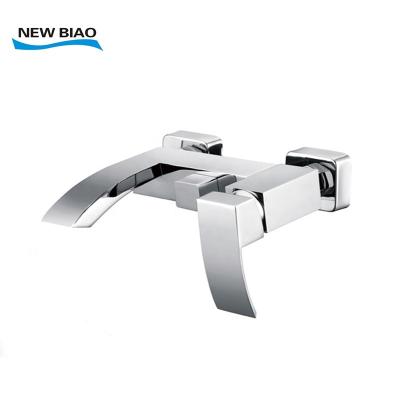 China Without Slide Bar Single Handle Wall Mount Chrome Finished Shower Mixer Tub Faucet for sale