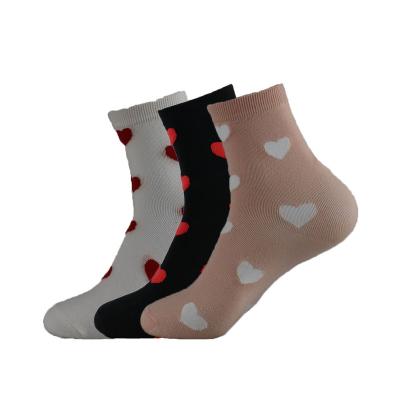 China Wholesale Funky Antibacterial Manufacturing Women's Valentine's Day Heart Print Cotton Funny Socks for sale