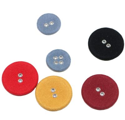 China Viable Custom Size Color Fabric Different Self Cover Buttons For Clothing for sale