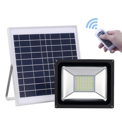 China Sports Stadiums IP67 Waterproof Security 40W Solar Flood Light With Motion Sensor Remote Control Solar Flood Light for sale