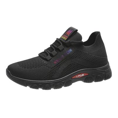 China Hot Selling Trend Shock Absorption Women Custom Thin Breathable Sports Shoes for sale