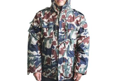 China Vestido militar impermeable para protección contra el viento en venta