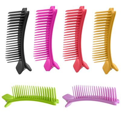 China Comfortable Hairdressing Comb Hair Clip Distinguishing Setting Clip Hair Salon Styling Layered Blows Hair Comb Clip for sale