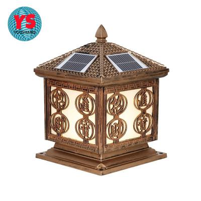 China Villa Garden IP65 waterproof Black and brass colored post lights Hotels Apartments Gardens Glass shades Landscape light for sale