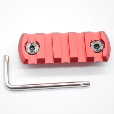 China Red Aluminum M-lok Picatinny Rail Section 5 Slots M-lok Handguard Accessory For AR15 AR-15 M-LOK Handguards for sale