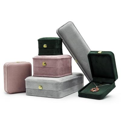 China Multifunctional Jewelry Storage New Style Suede Jewelry Box Green Jewelry Packaging Box for sale