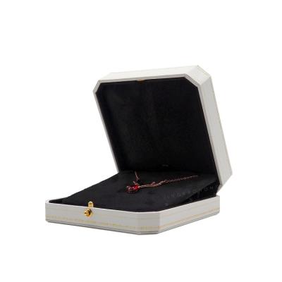 China Jewerly Storage Best Selling White Leather Jewelry Box Octagon Jewelry Box Packaging With Logo for sale