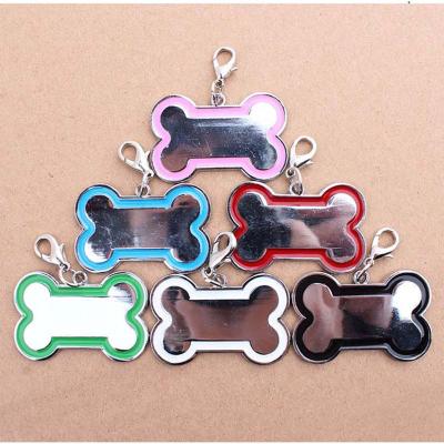 China Sustainable Pet Accessories Bones Pendant Shape Dog Alloy Pet ID Card for sale