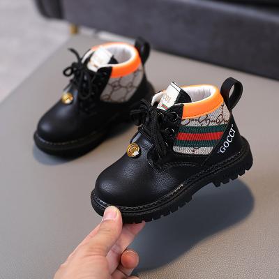 China New Winter Kids Martin Boots Leather Ankle Boot Anti Slip Sport Shoes New Lightweight Winter Foot Warmer Kids Boots Fashion for sale