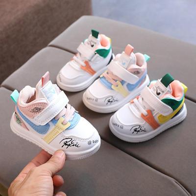 China New Lightweight Soft Breathable Mesh Sports Fashion Cartoon Toddler Boys Lovely Kids Casual Children's Shoes Sneakers for sale