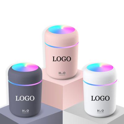 China Portable USB Mini Car Air Humidifier And Diffuser Aromatherapy Essential Oil Car Diffuser China Supplier For Car Bedroom Office for sale