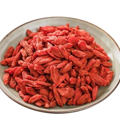 China Fresh Hot Selling High Quality Organic Goji Berries Dried Chinese Red Wolfberry for sale