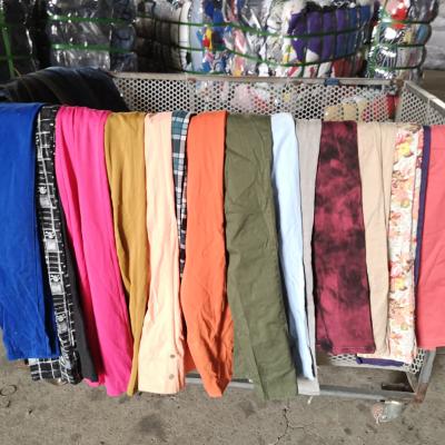 China Wholesale high quality polyester/cotton used clothes in factory price for sale