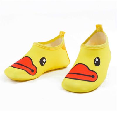 China Fashion\Comfortable\Durable\Breathable\Lighted Factory Selling Custom Print Non-Slip Swimming Shoes Beach Shoes For Kids for sale