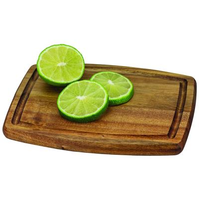 China Sustainable Acacia Wood Cutting Boards Serving Boards Wood Cutting Board with Juice Grooves for sale