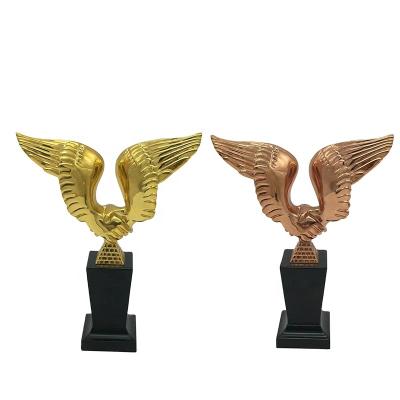 China China Customized 3D Metal Trophy Medal Carving Sports Competition Award Trophy for sale