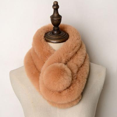 China Cheap Faux Rex Rabbit Fur Collar Winter Women's Short Warm Ball Scarf for sale