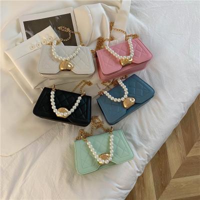 China Fashion NEW Lingge Embroidered Bag Female Summer Fashion New Pearl Chain Cross - Body Bag Small Flap Bag for sale