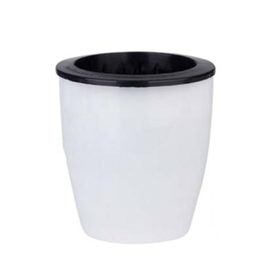 China Minimalist Self Absorbing White Plastic Flowerpot Free Watering Flower Pot for sale