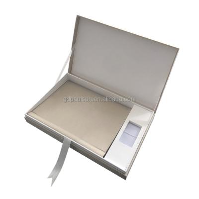 China 8x12 Fabric Inches Photo Album with Box and USB Drive Holder for sale