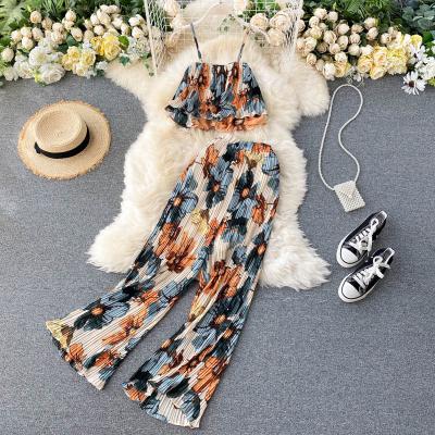 China Anti-pilling two-piece suit holiday suit with high-waisted Wide-leg pants printed holiday suit per style for sale