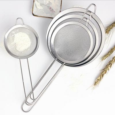 China Viable 304 Fine Mesh Kitchen Instrument 3 Pcs Set Wire Mesh Stainless Steel Sieve Food Strainer Set for sale