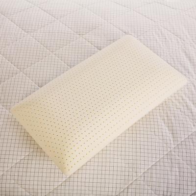 China Talalay Anti-Static Resilience Latex Soft Durable Outstanding Bedding Pillow for sale