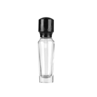 China Cosmetics Hot Sale Custom Empty Transparent Make Up Liquid Base Bottles Gold Cap Glass Bottle Packaging 30ml/50ml for sale