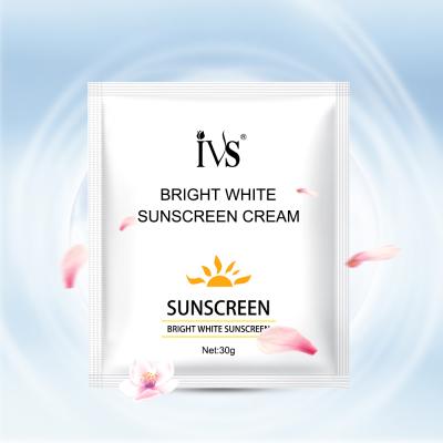 China Sunblock Moisturizer Whitening Moisturizer Factory Price Skin Care Creams SPF 50 Sunscreen Lotion Sunscreen Free Sample for sale