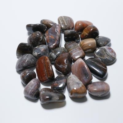 China China Wholesale Fossil Wood Quartz Gravel Crystal Tumbled Stones Bulk Tumble With Factory Direct Sale Price for sale