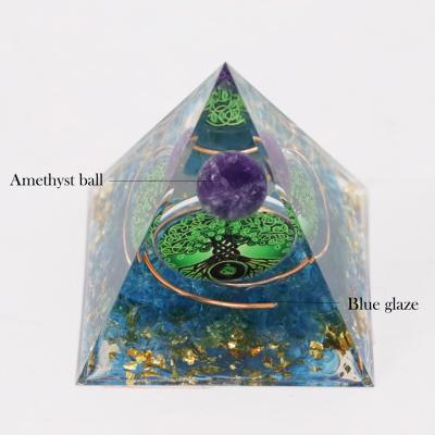 China China Wholesale Amazon Hot Sale Natural Crystal People Open Small Orgonite Pyramid Healing Feng Shui Crystal Stone for sale