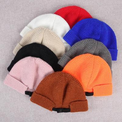 China JOINT Drop Shipping New Retro Winter Men's Beanie Knitted Hat Solid Color Bowler Warm Casual Hat for sale