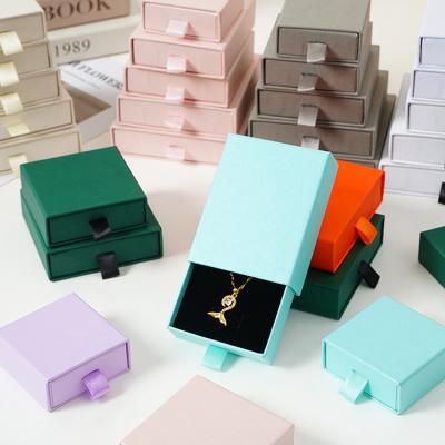 China Recyclable Custom Paper Packaging Cajitas De Empaque Cardboard Jewelry Pour Out Jewelry Drawer Gift Box Jewelry Packaging Boxes for sale