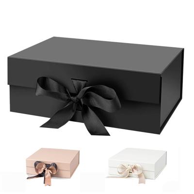 China Custom Reused Logo Magnet Rigid Box Ready Materials Staff To Ship Large Black Sliver Luxury Paper Box With Magnetic Closure Gift Box for sale