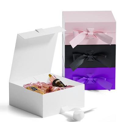 China Custom Packaging Logo Luxury Black Foldable Magnetic Closure Recyclable Design Cardboard Rigid Paper Gift Box With Logo for sale