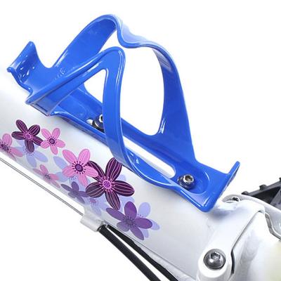 China New Lightweight Bicycle Water Bottle Cage Lightweight And Plastic Water Bottle Holder For Outdoor Recycling With Screws for sale