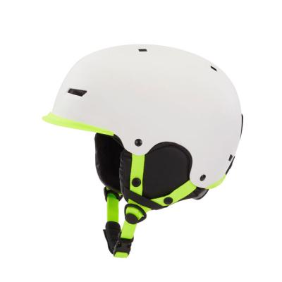 Κίνα White Green Most Popular Certificated Custom Bicycle Safety Helmet For Snow Sports Skiing προς πώληση