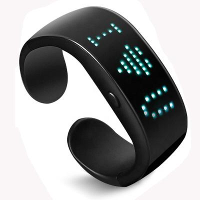 China DIY Programmable LED Display Wristband, Programmable LED Wristband Blue Tooth Light Up Wristband, for Night Running/Recycling/Dancing/Elections/Concerts for sale