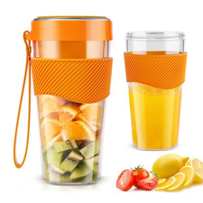 China 400ml Battery Portable Shaker Blender Mini Jucer Machine USB Rechargeable Multifunctional Cup Blender Blender Fruits for sale