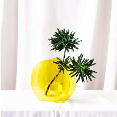 China New design minimalist round shape hot sale clear acrylic flower vase for home wedding decoration with excellent quality flower stand for sale