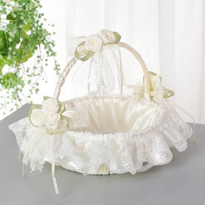 China W-103 New Fashion White Color Wedding Decoration Flower Basket Party Decoration Bridesmaid Basket Wedding Basket for Gifts and Flowers for sale