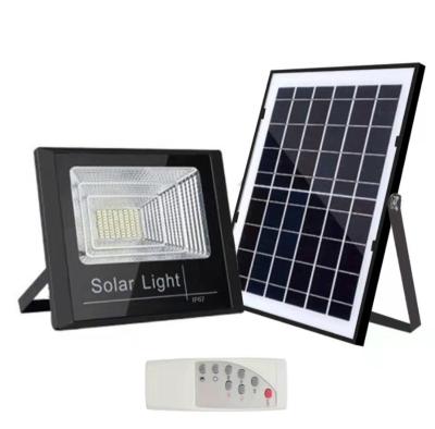 China Garden China Made Quality Guaranteed Outdoor IP67 Solar Flood Light With Sensor System for sale