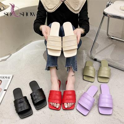 China New Fashion Lightweight Trend Women's Flat Shoes Summer Slippers Colorful Sandals For Women And Ladies for sale