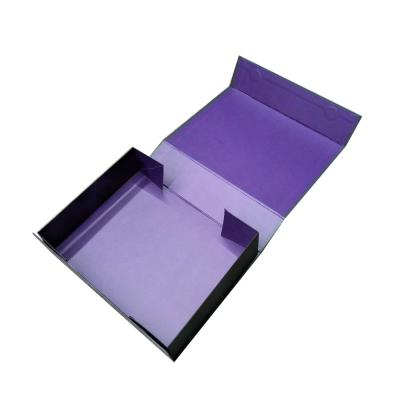 China Magnetic Closure Recyclable Gift Kraft Paper Cardboard Box for sale